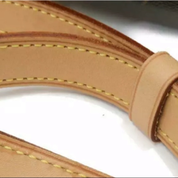 {SOLD}😍🔥Auth Louis Vuitton Saumur 30 - Picture 8 of 16